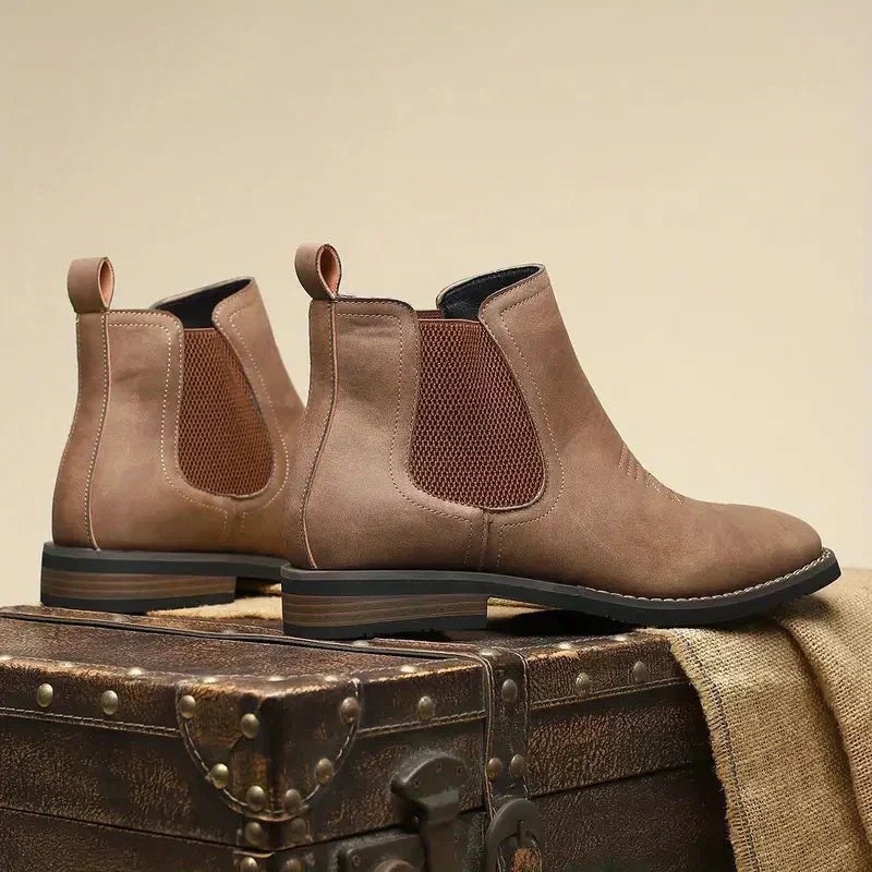 Mattis Boots | From Autumn Winds to Winter Rain
