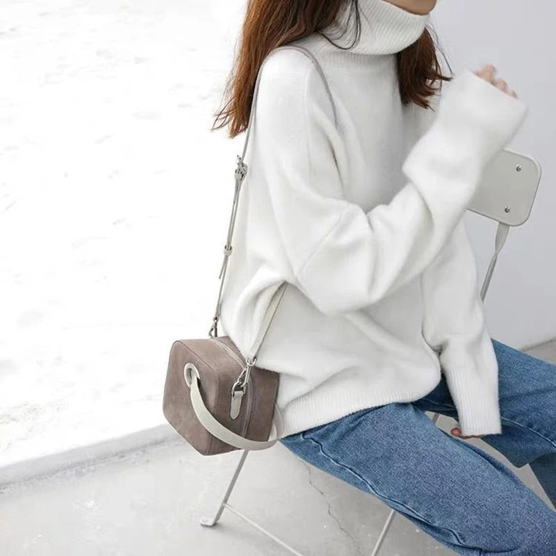 MIRA I Turtleneck Sweater