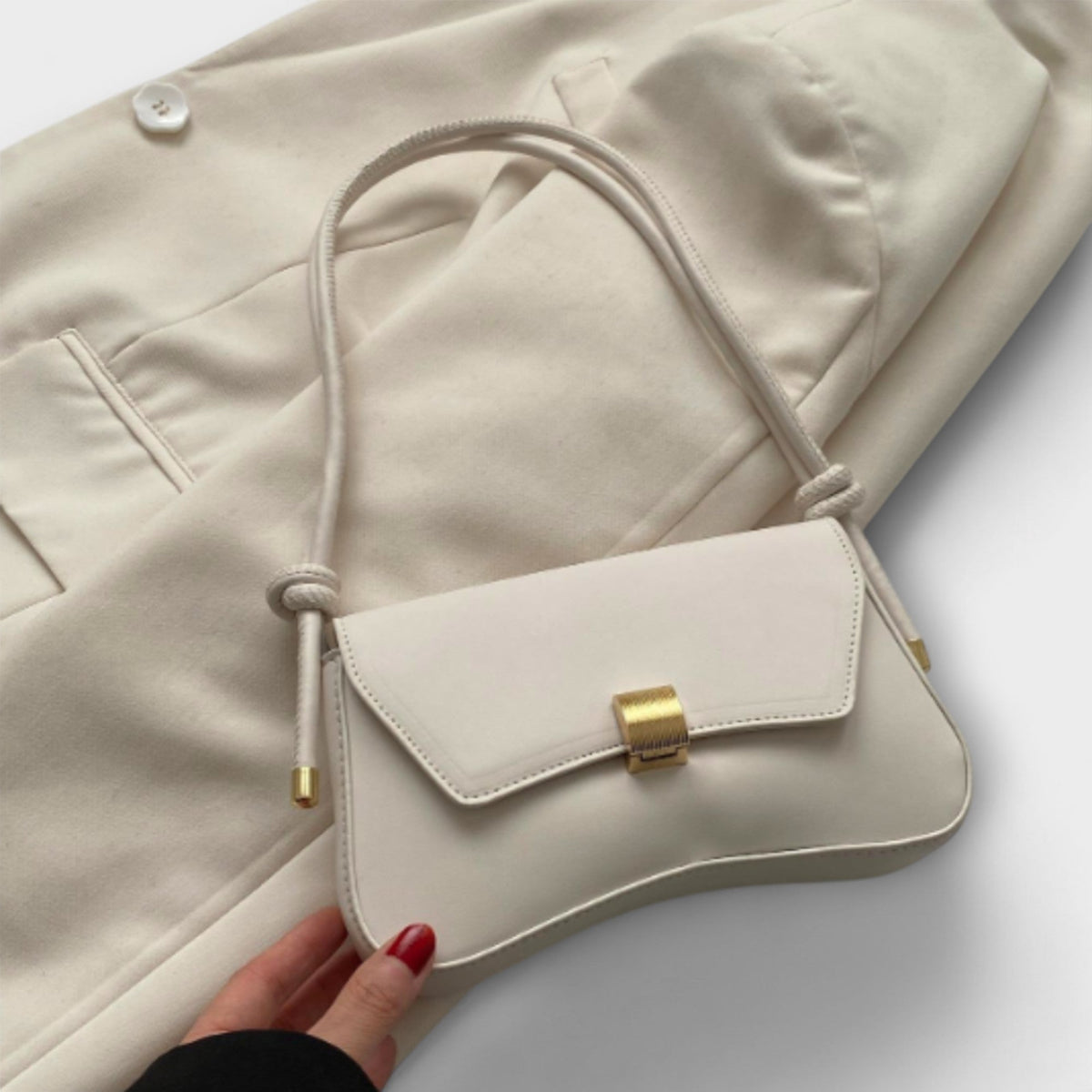 Olivia - Retro Flap Bag