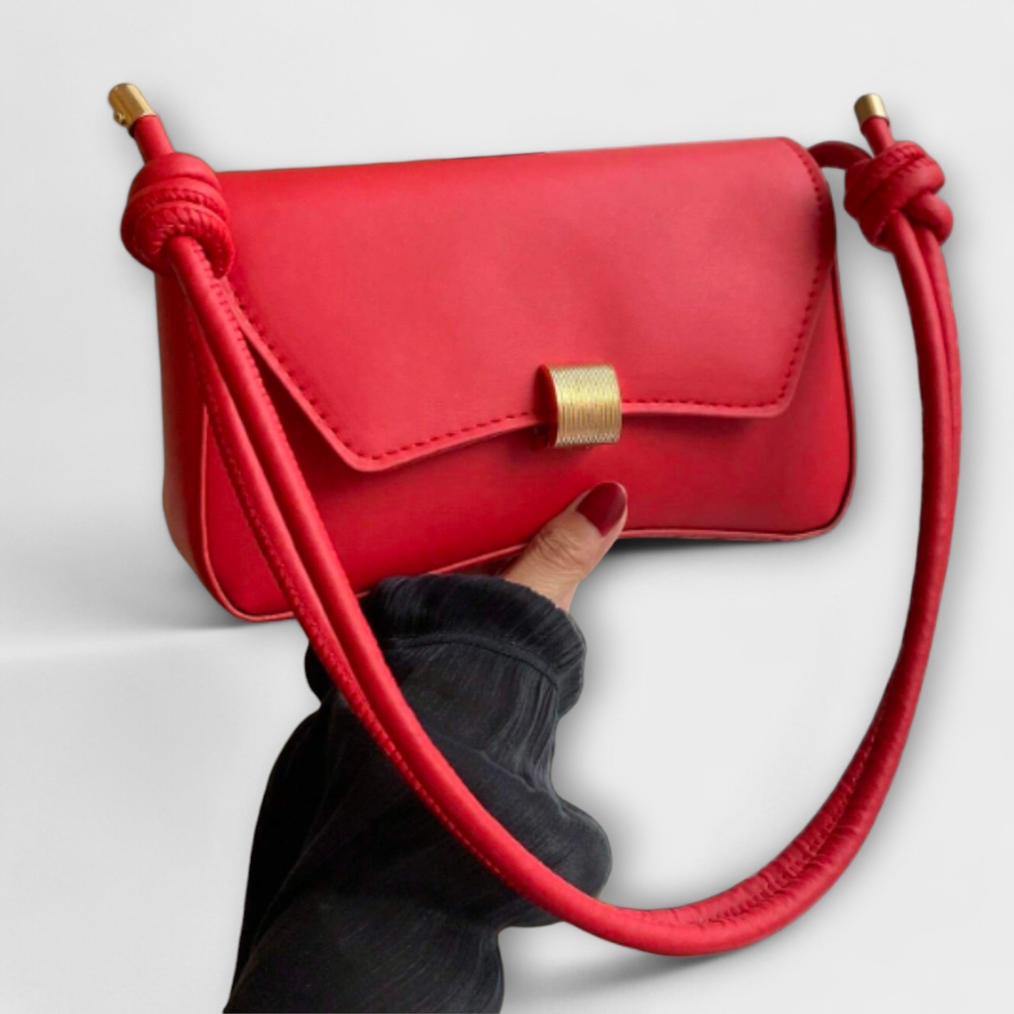 Olivia - Retro Flap Bag